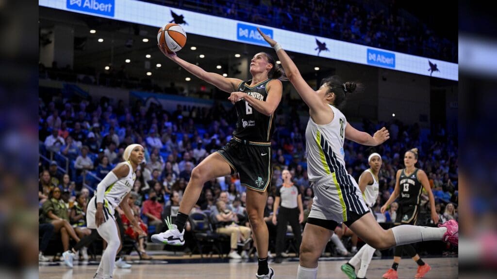 Jul 28, 2025; Arlington, Texas, USA; New York Liberty forward Stephanie Talbot (6) and Dallas Wings center Li Yueru (28) in action during the game between the Dallas Wings and the New York Liberty at College Park Center