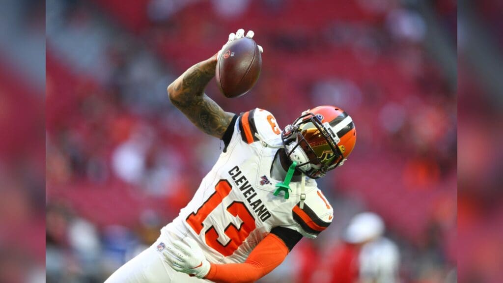 Dec 15, 2019; Glendale, AZ, USA; Cleveland Browns wide receiver Odell Beckham Jr. (13) makes a one handed catch against the Arizona Cardinals at State Farm Stadium.