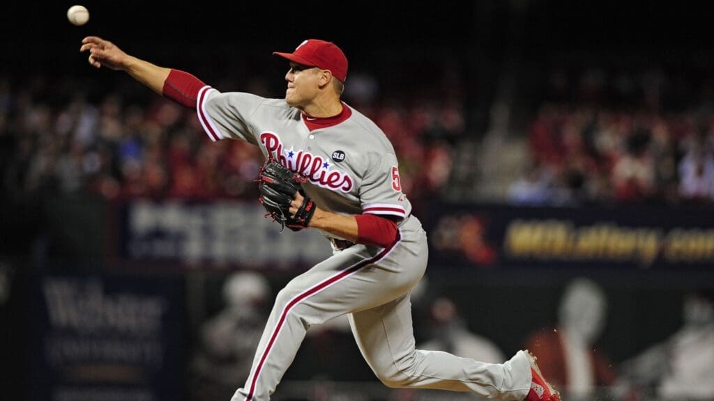 Apr 27, 2015; St. Louis, MO, USA; Philadelphia Phillies relief pitcher Jonathan Papelbon (58) throws to a St. Louis Cardinals batter during a game at Busch Stadium. The Phillies defeated the Cardinals 4-1.