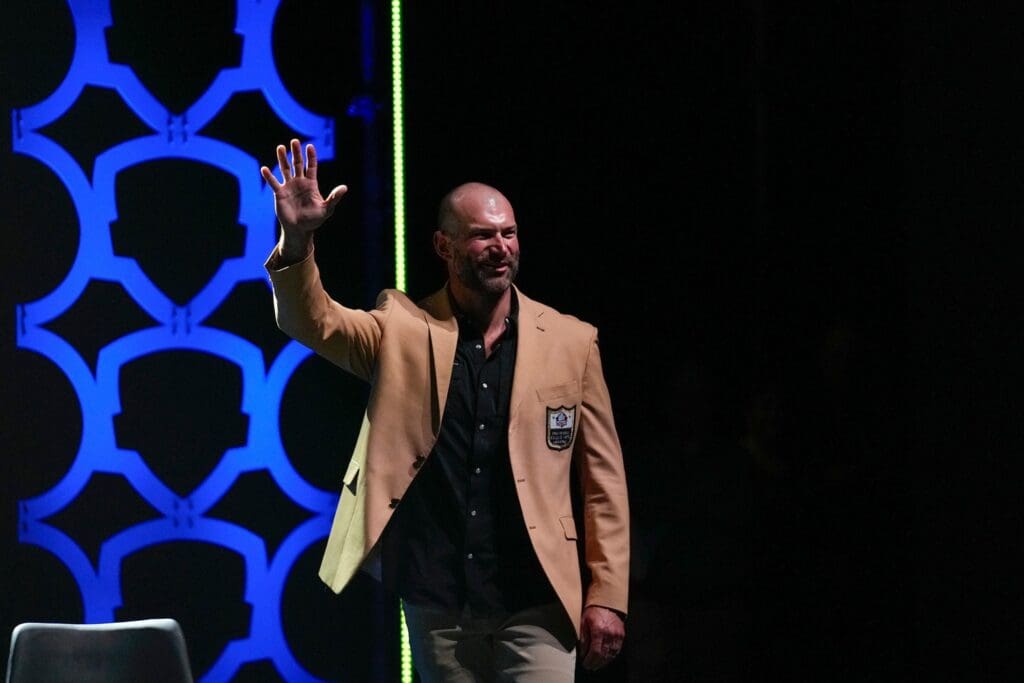 Cleveland Browns Hall of Famer Joe Thomas speaks at the Central Ohio High School Sports Awards ceremony at Upper Arlington High School on Wednesday, June 18, 2025 in Upper Arlington, Ohio.