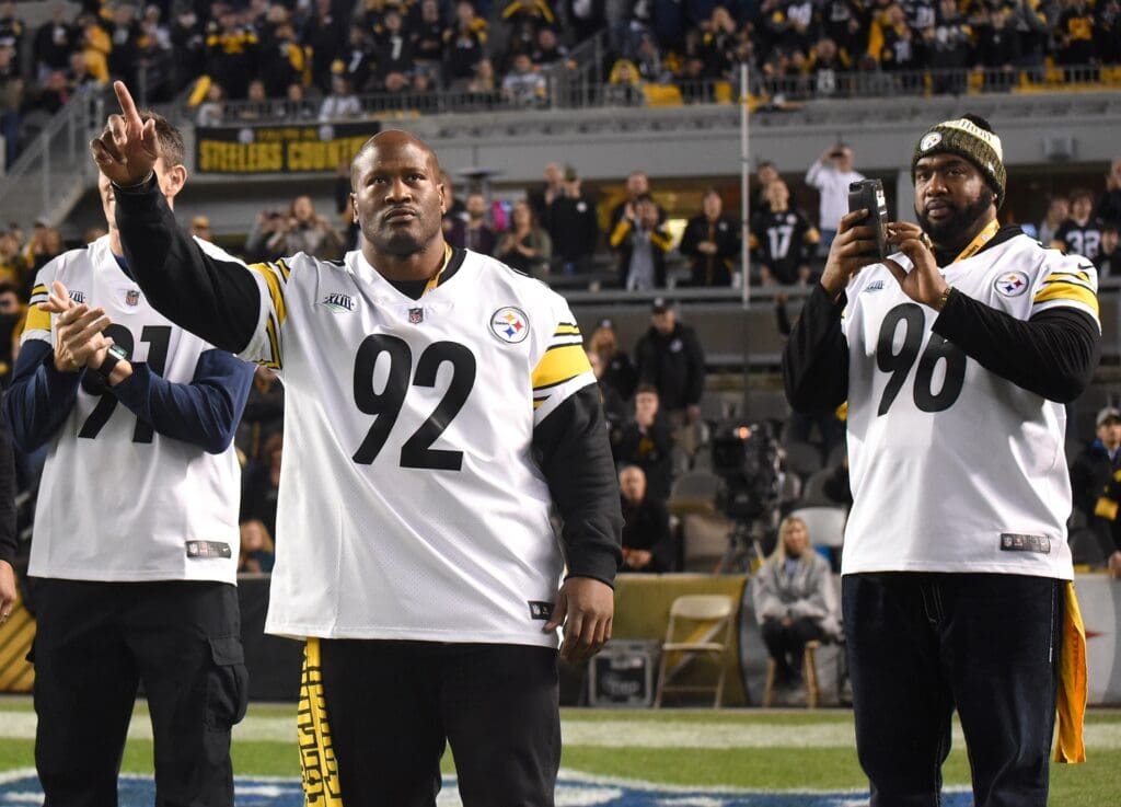 Dec 2, 2018; Pittsburgh, PA, USA; Pittsburgh Steelers former linebacker James Harrison (92) during a recognition of the Super Bow XLIII team during halftime of the Steelers and Los Angeles Chargers game at Heinz Field.