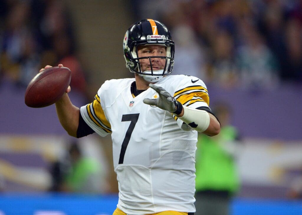 Sep 29, 2013; London, UNITED KINGDOM; Pittsburgh Steelers quarterback Ben Roethlisberger (7) throws a pass against the Minnesota Vikings in the NFL International Series game at Wembley Stadium.