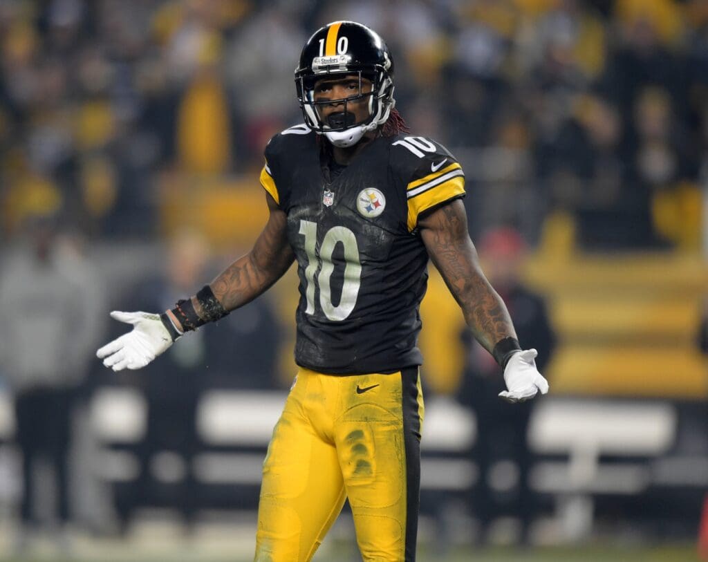 Jan 3, 2015; Pittsburgh, PA, USA; Pittsburgh Steelers receiver Martavis Bryant (10) reacts during an AFC wild card playoff game against the Baltimore Ravens game at Heinz Field. The Ravens defeated the Steelers 30-17.