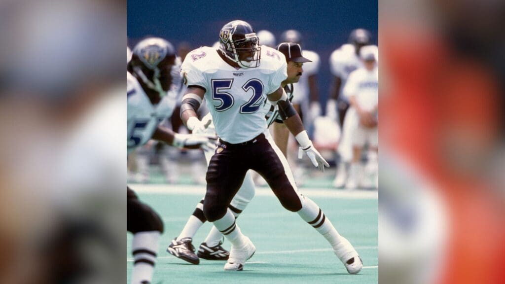 Aug 10, 1996; E. Rutherford, NJ, USA; FILE PHOTO; Baltimore Ravens linebacker Ray Lewis (52) in action against the New York Giants at Giants Stadium