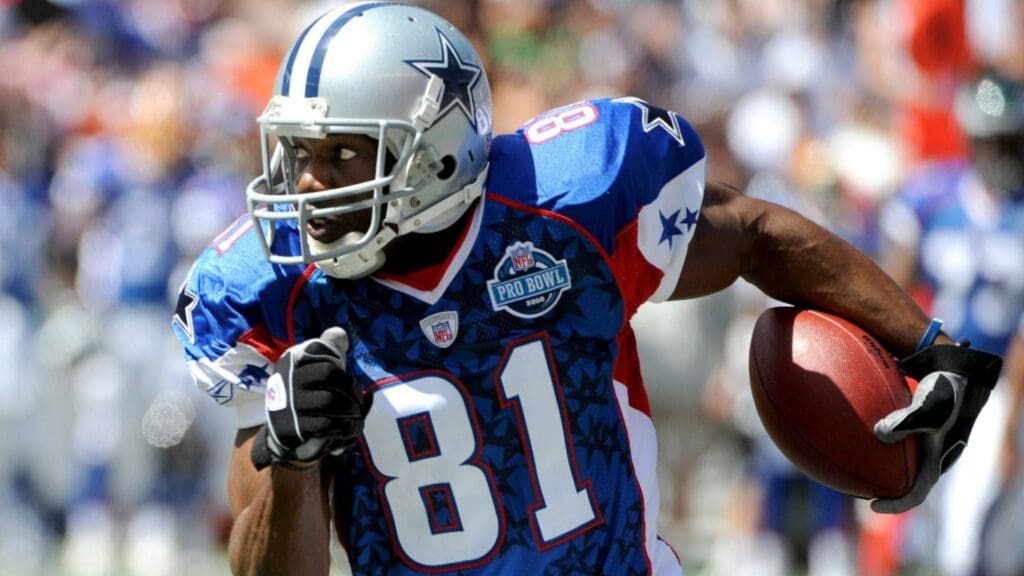 Feb 10, 2008; Honolulu, HI, USA; Dallas Cowboys receiver Terrell Owens of the NFC (82) heads up field in the Pro Bowl at Aloha Stadium. The NFC defeated the AFC, 42-30.