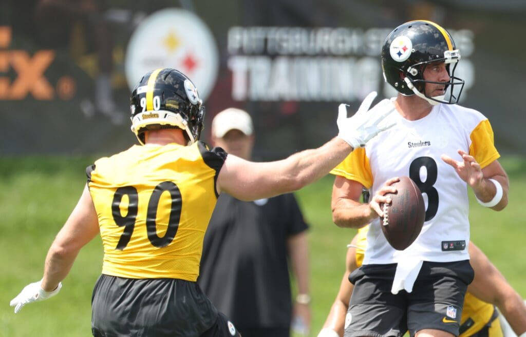 Jul 24, 2025; Latrobe, PA, USA; Pittsburgh Steelers defensive end T.J. Watt (90) pressures quarterback Aaron Rodgers (8) during training camp at Saint Vincent College. Mandatory Credit: Charles LeClaire-Imagn Images