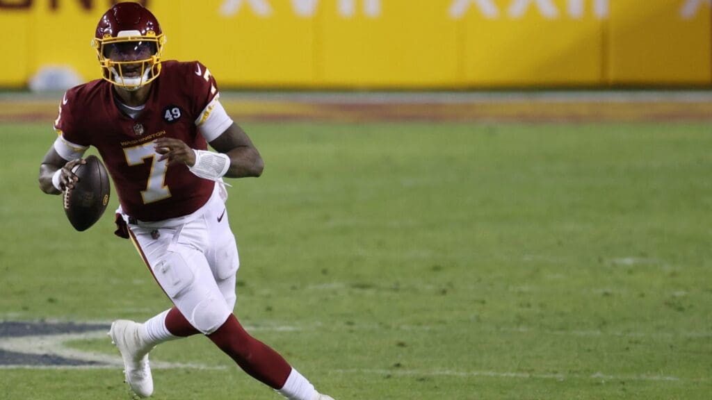 Dec 27, 2020; Landover, Maryland, USA; Washington Football Team quarterback Dwayne Haskins (7) prepares to pass the ball against the Carolina Panthers at FedExField.