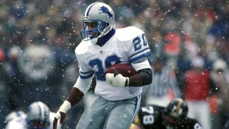 Nov 15, 1992; Pittsburgh,PA, USA; Barry Sanders of the Detroit Lions in action against the Pittsburgh Steelers at Three Rivers Stadium. The game featured a snow storm.