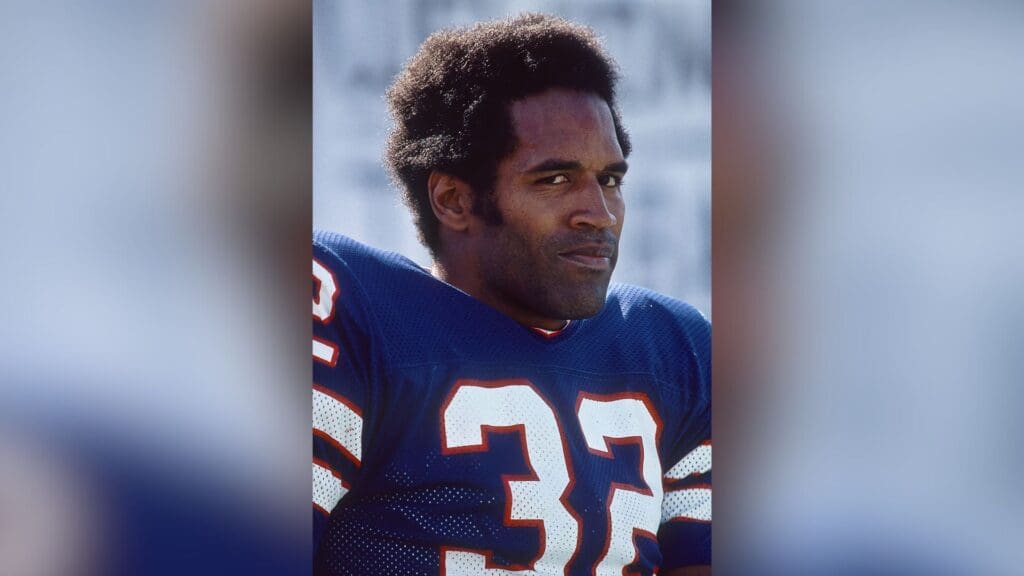 Sep 19, 1976; Orchard Park, NY, USA; FILE PHOTO; Buffalo Bills running back O.J. Simpson (32) on the sidelines against the Houston Oilers at Rich Stadium.