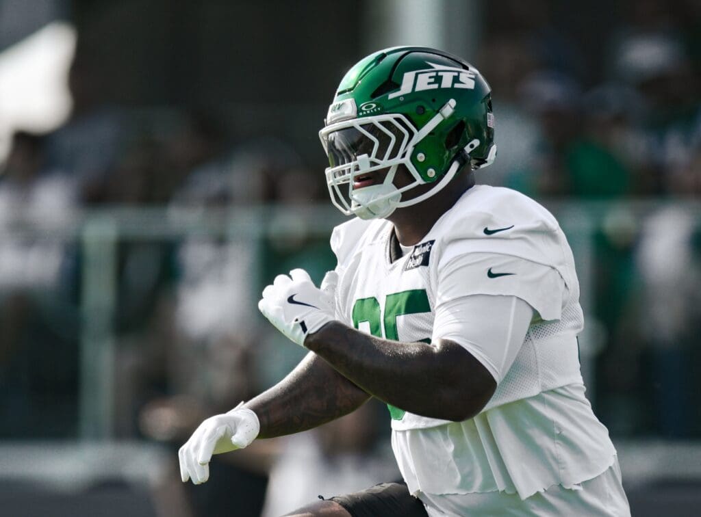 Jul 25, 2025; Florham Park, NJ, USA; New York Jets defensive tackle Quinnen Williams (95) warms up during training camp at Atlantic Health Jets Training Center.