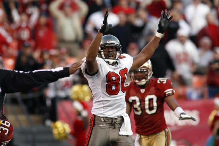 Dec 23, 2007; San Francisco, CA, USA; Tampa Bay Buccaneers wide receiver Michael Clayton (80) looks for a pass interference call after failing to make a catch in the end zone against the San Francisco 49ers during the fourth quarter at Monster Park in San Francisco, CA. The San Francisco 49ers defeated the Tampa Bay Buccaneers 21-19.