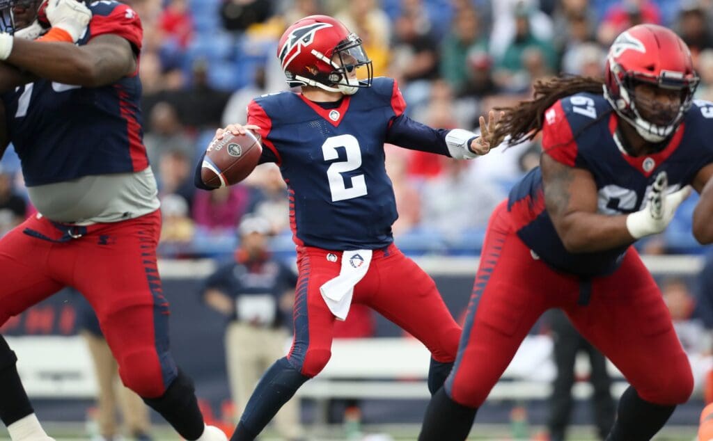 Hey, look, it's 2012 Heisman Trophy winner Johnny Manziel playing for the AAF's Memphis Express.